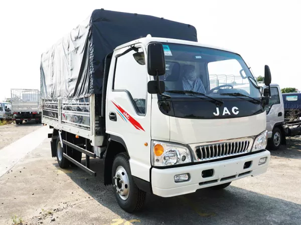 Dịch vụ thay Kính chắn gió xe tải JAC 6 tấn tận nơi